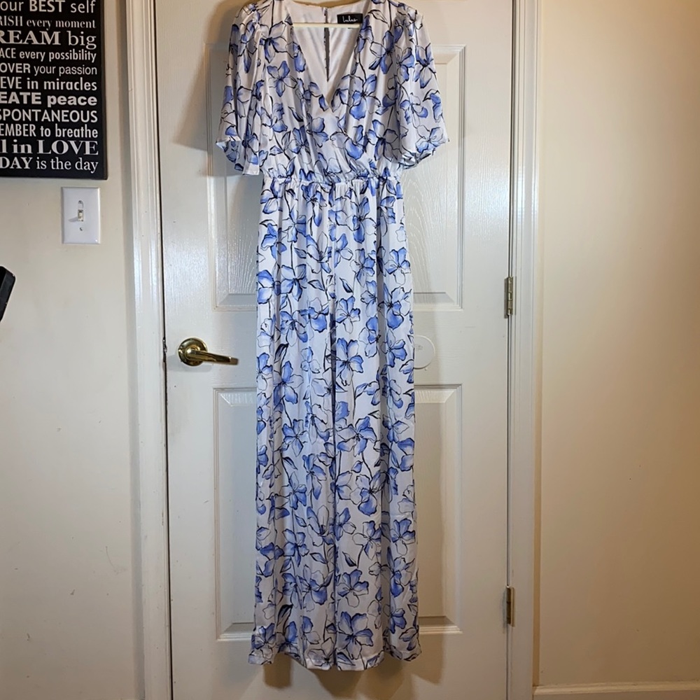 Lulu’s Women’s Floral Jumpsuit NWT